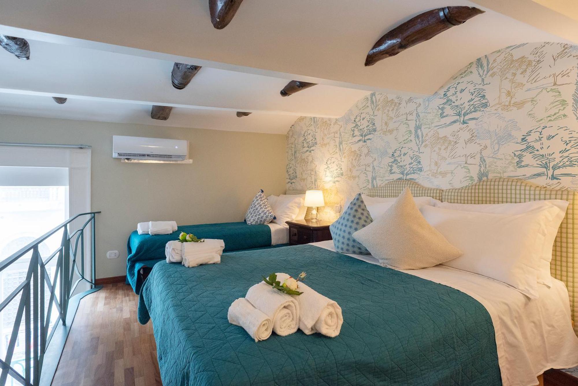 B&B Donna Adelina Νάπολη Εξωτερικό φωτογραφία