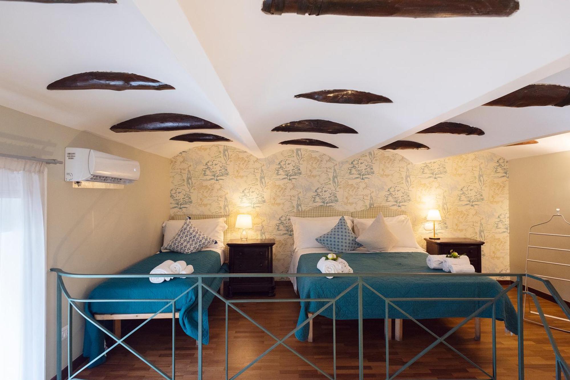 B&B Donna Adelina Νάπολη Εξωτερικό φωτογραφία