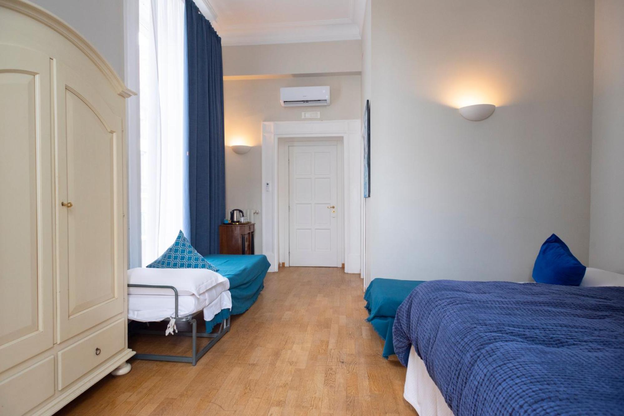 B&B Donna Adelina Νάπολη Εξωτερικό φωτογραφία